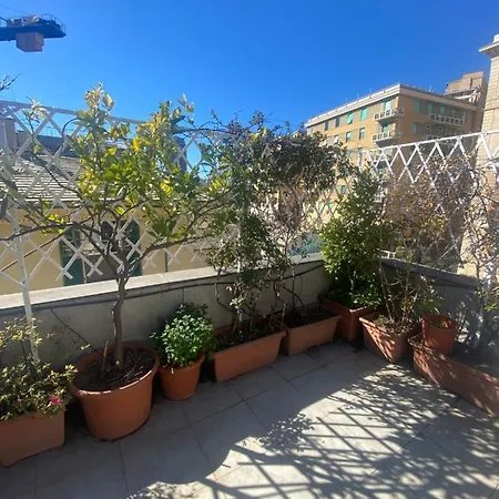 Apartment Attico Unico Zona Centrale Genoa
